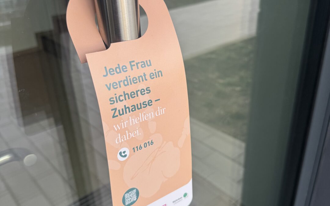 Neuer Türanhänger – ein Hinweis auf Unterstützung und Aufmerksamkeit